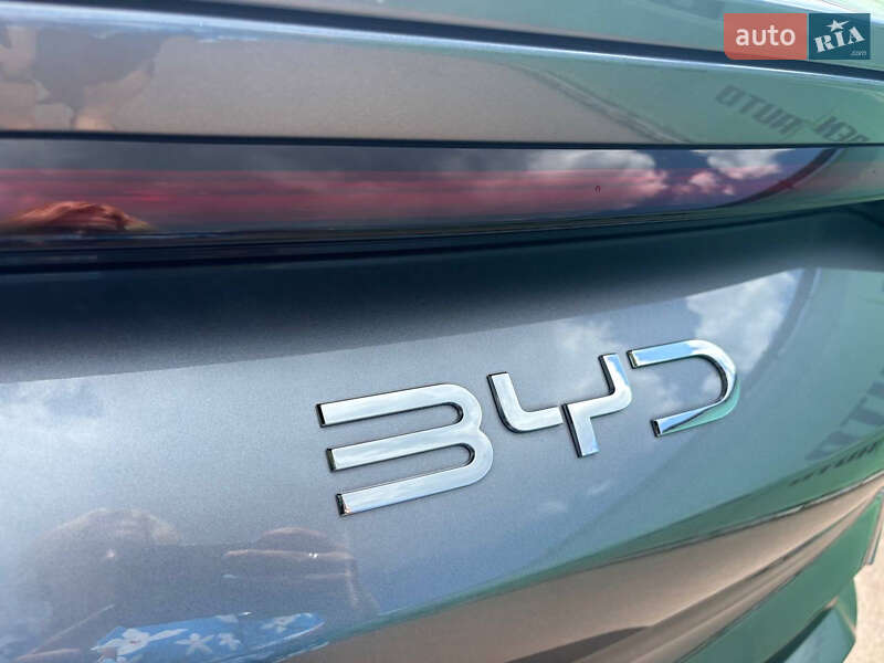 Позашляховик / Кросовер BYD Song L 2024 в Києві