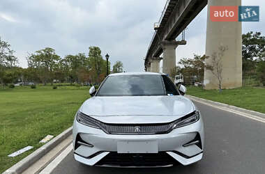 Внедорожник / Кроссовер BYD Song L 2025 в 