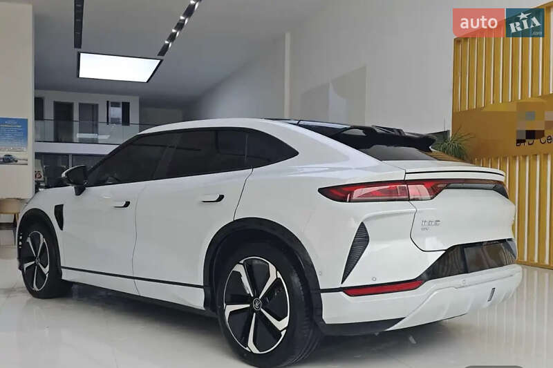 Внедорожник / Кроссовер BYD Song L 2024 в Львове