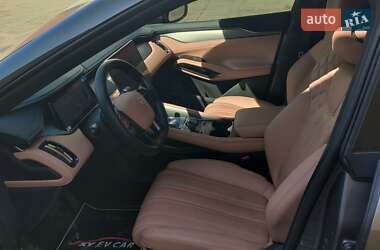 Позашляховик / Кросовер BYD Song L 2023 в 