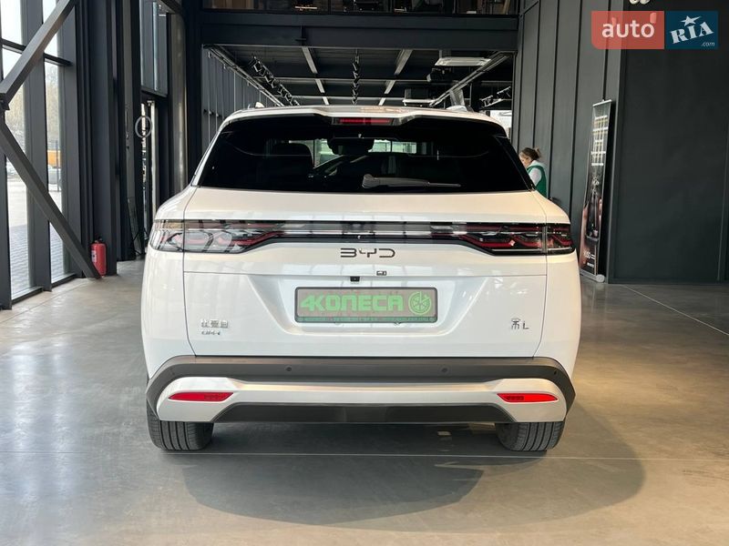 Позашляховик / Кросовер BYD Song L 2024 в Києві