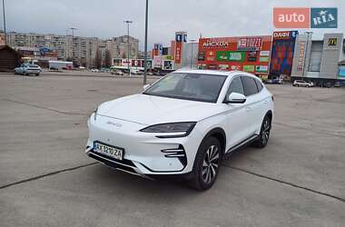 Позашляховик / Кросовер BYD Song Plus 2023 в 