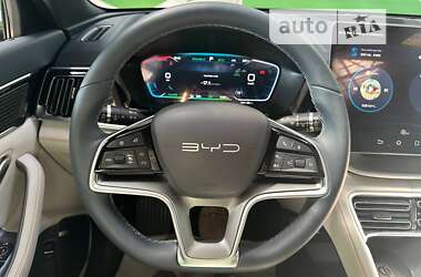 Внедорожник / Кроссовер BYD Song Plus 2023 в 