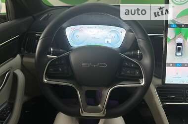 Внедорожник / Кроссовер BYD Song Plus 2023 в 