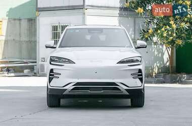 Позашляховик / Кросовер BYD Song Plus 2025 в 