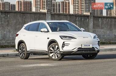 Позашляховик / Кросовер BYD Song Plus 2025 в 