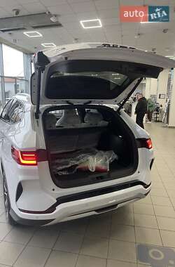 Позашляховик / Кросовер BYD Song Plus 2025 в 