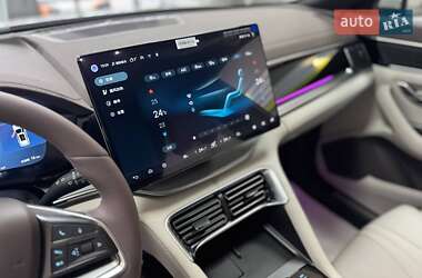 Позашляховик / Кросовер BYD Song Plus 2025 в 