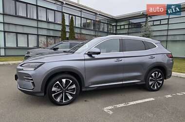 Позашляховик / Кросовер BYD Song Plus 2025 в 