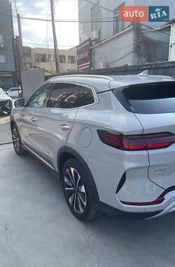 Внедорожник / Кроссовер BYD Song Plus 2025 в 