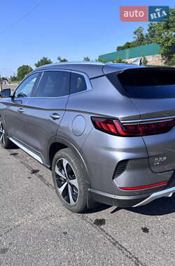 Внедорожник / Кроссовер BYD Song Plus 2022 в 