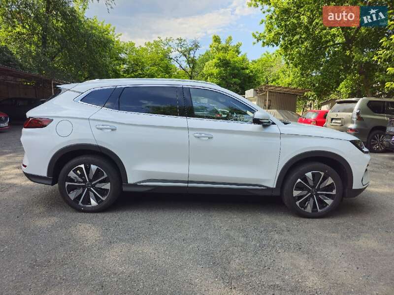 Внедорожник / Кроссовер BYD Song Plus 2025 в Днепре
