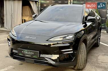 Внедорожник / Кроссовер BYD Song Plus 2023 в 