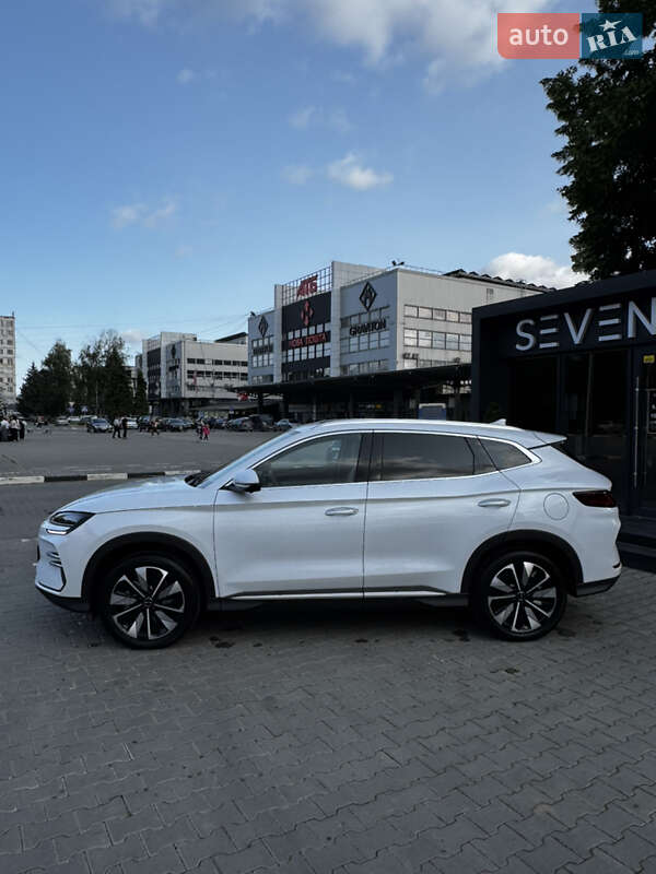 Позашляховик / Кросовер BYD Song Plus 2024 в Чернівцях