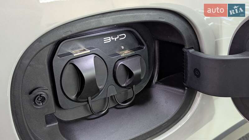 Внедорожник / Кроссовер BYD Song Plus 2024 в Киеве