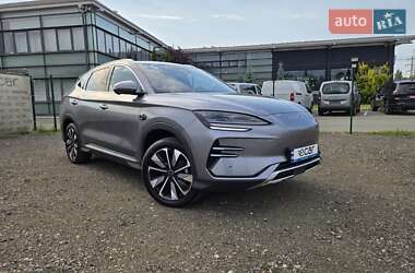 Позашляховик / Кросовер BYD Song Plus 2025 в 