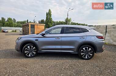 Позашляховик / Кросовер BYD Song Plus 2025 в 