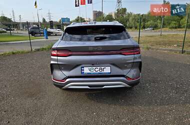 Позашляховик / Кросовер BYD Song Plus 2025 в 
