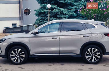 Внедорожник / Кроссовер BYD Song Plus 2023 в 