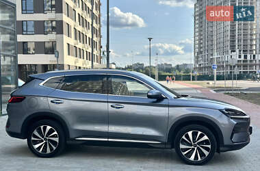 Внедорожник / Кроссовер BYD Song Plus 2024 в 