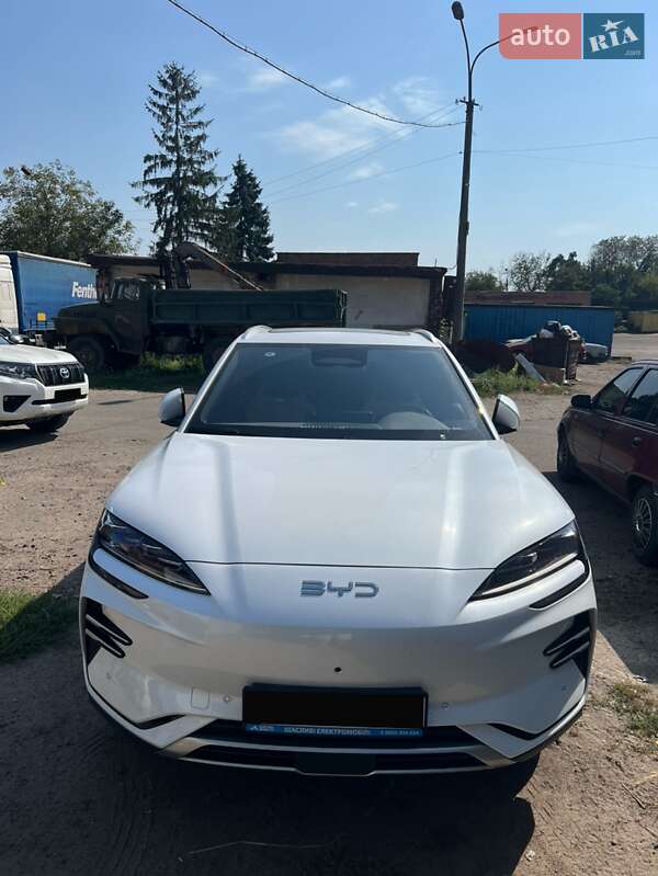 Внедорожник / Кроссовер BYD Song Plus 2025 в 