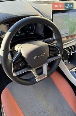 Внедорожник / Кроссовер BYD Song Plus 2024 в 
