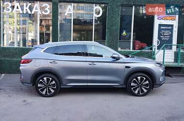 Внедорожник / Кроссовер BYD Song Plus 2025 в 