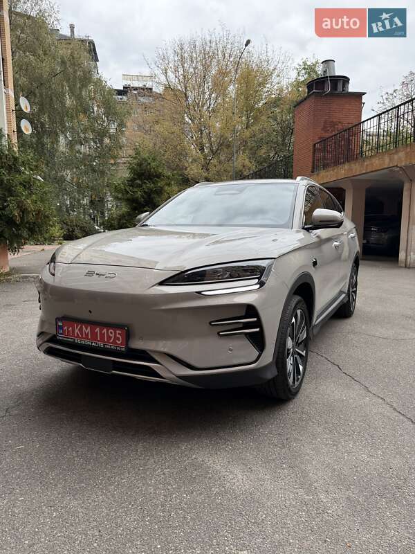 Внедорожник / Кроссовер BYD Song Plus 2025 в  фото Внедорожник / Кроссовер BYD Song Plus 2025 в