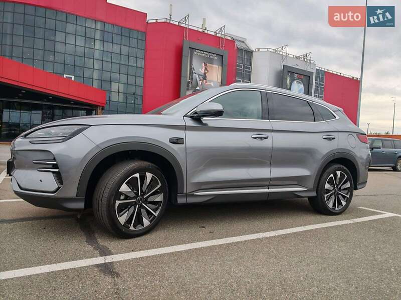 Позашляховик / Кросовер BYD Song Plus 2025 в Києві фото 5 Позашляховик / Кросовер BYD Song Plus 2025 в Києві