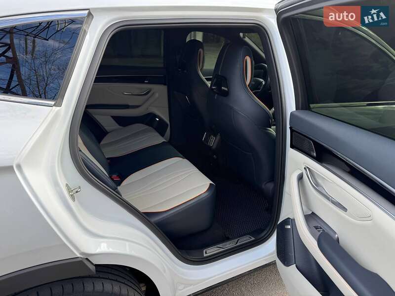 Позашляховик / Кросовер BYD Song Plus 2023 в Ладижині