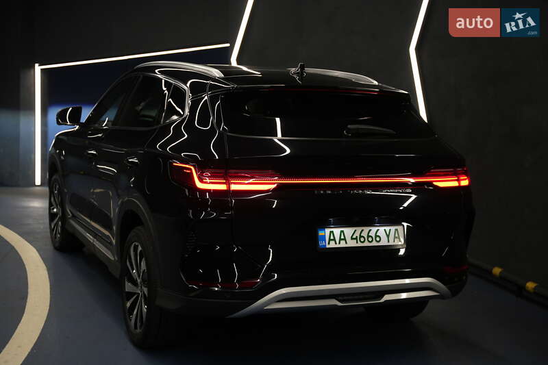 Позашляховик / Кросовер BYD Song Plus 2023 в Києві