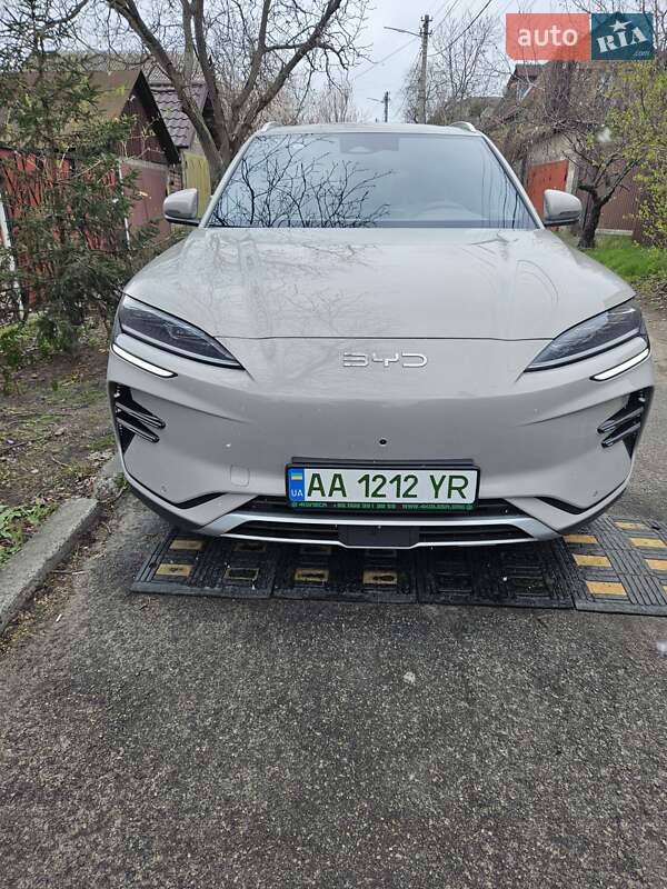 Внедорожник / Кроссовер BYD Song Plus 2024 в Киеве