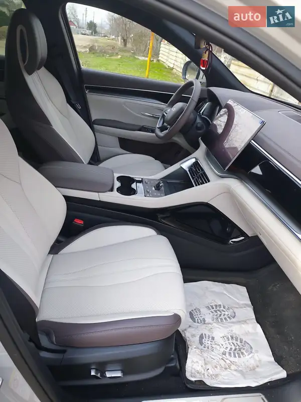 BYD Song Plus 2025 VIN LGXCE4CB6S0450454 фото оголошення 11 з 44