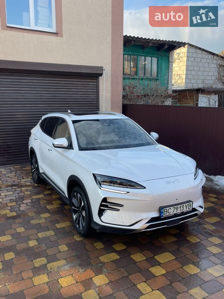 Внедорожник / Кроссовер BYD Song Plus 2024 в Киеве