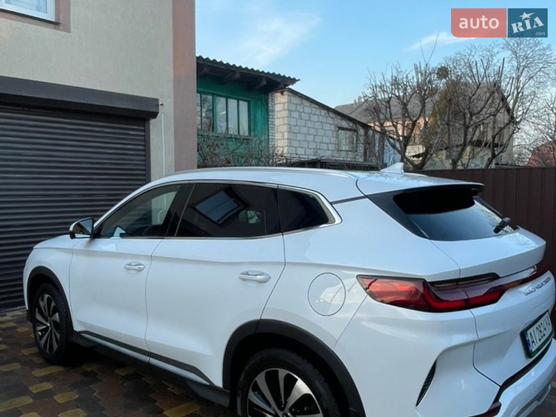 Внедорожник / Кроссовер BYD Song Plus 2023 в Киеве