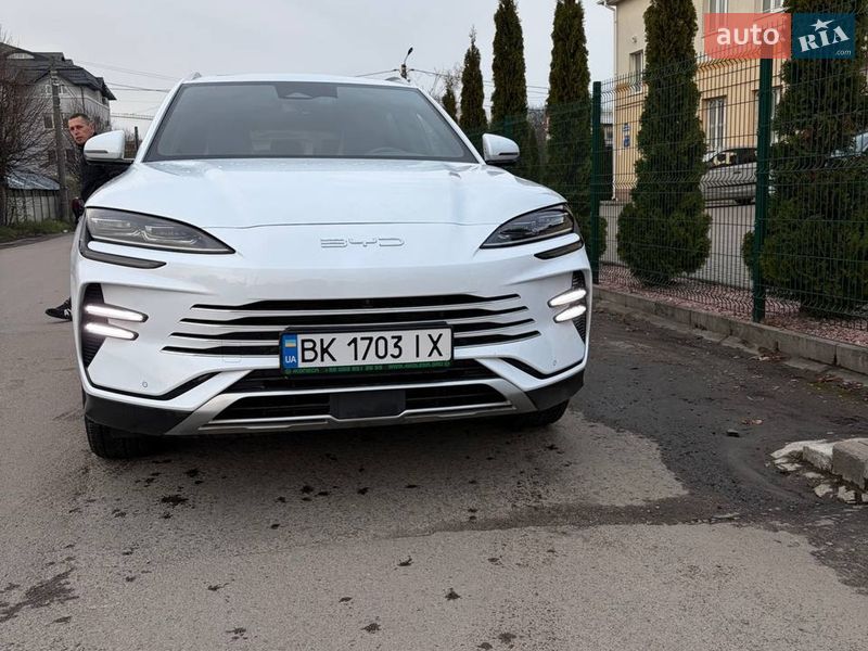Позашляховик / Кросовер BYD Song Plus 2023 в Рівному