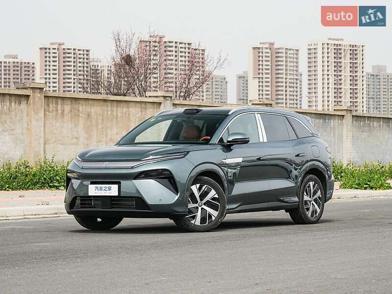 Позашляховик / Кросовер BYD Tang L 2025 в 