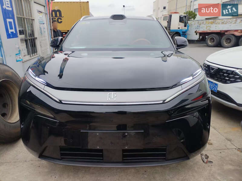 BYD Tang L 2025