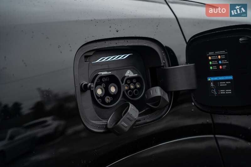 Внедорожник / Кроссовер BYD Tang L 2025 в Черновцах