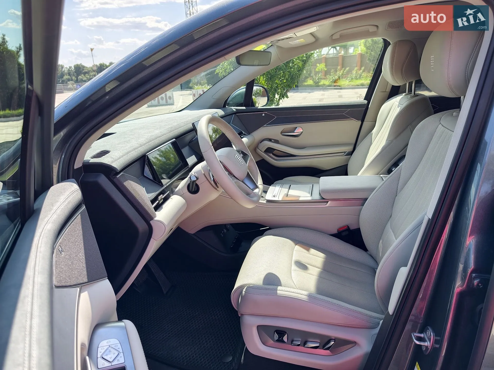 2025 BYD Tang - мініатюра 10