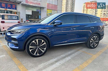 Внедорожник / Кроссовер BYD Tang 2022 в 