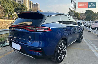 Внедорожник / Кроссовер BYD Tang 2022 в 