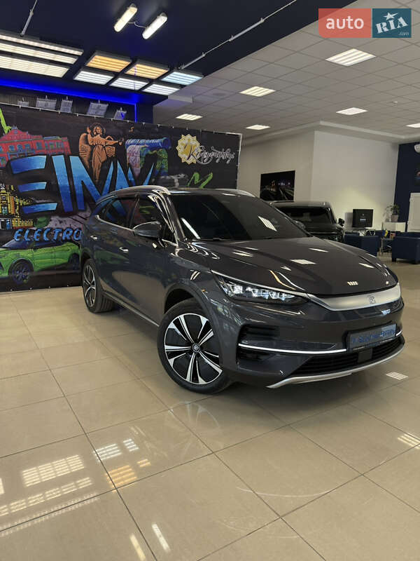 Позашляховик / Кросовер BYD Tang 2024 в 
