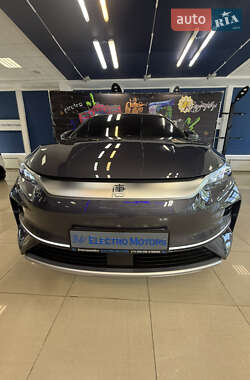 Позашляховик / Кросовер BYD Tang 2024 в 
