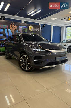 Позашляховик / Кросовер BYD Tang 2024 в 