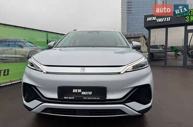 Позашляховик / Кросовер BYD Yuan Plus 2024 в 