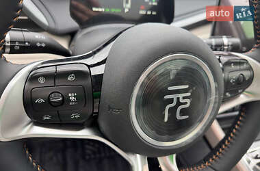 Позашляховик / Кросовер BYD Yuan Plus 2024 в 