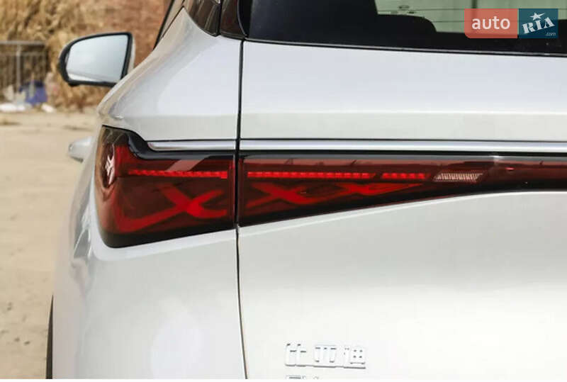 Внедорожник / Кроссовер BYD Yuan Plus 2025 в Стрые