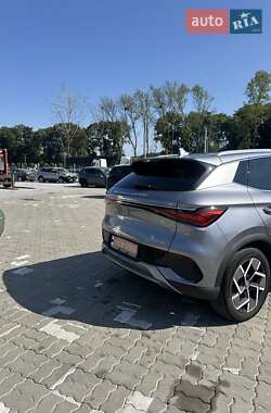Позашляховик / Кросовер BYD Yuan Plus 2024 в 