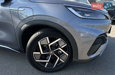 Позашляховик / Кросовер BYD Yuan Plus 2024 в 